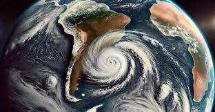 Novo ciclone se forma sobre o oceano