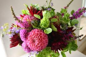 Grow Your Own Wedding Flowers Uk Wedding Blog So You Re Getting Married Flowers Uk Grow Your Own Wedding Flowers Diy Wedding Flowers