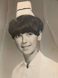 Ellen Herrington's Instagram, Twitter & Facebook