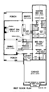 Here you will find open floor plans with enjoyable amenities like a central fireplace, outdoor decks and terraces, screened rooms, one. Narrow 4 Bedroom Cottage Home Plan 2 Story House Plan