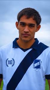 💬 “SIN MIS COMPAÑEROS, ESTO NO HUBIERA SIDO POSIBLE” Facundo Salinas,  figura de las Inferiores de #Vélez y uno de los destacados TINO GUITIAN,  habló en exclusiva en un nuevo #ConociendoA. 👉