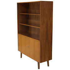 We have a chicagoland warehouse full of authentic mid century modern furniture, art and decor from the 1950's, 1960's, and 1970's! Danish Teak Mid Century Modern Bookcase Cabinet Credenza Hutch Two Glass Doors For Sale At 1stdibs