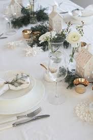 Table De Fete Nos Jolies Inspirations Reperees Sur Pinterest Elle Table De Noel Blanche Table De Fete Decorations De Noel Naturelles