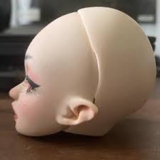 Logan Dolls Claudia Head (b-grade) by Logan Silliman of spookuura