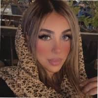 300+ perfiles de «Vanaki»