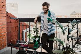 Whether it's on your balcony or in your tiny concrete backyard, it's easier than you think to develop use this calculator to figure out how many bags of soil you'll need based on the dimensions of your if you start to get overwhelmed with the volume of herbs your plants are producing, remember that you. Create A Diy Planter Box And Other Balcony Gardening Ideas