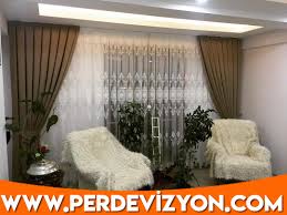 Elegant, wohnlich und sehr textil passen. 2021 Perde Modelleri Kort Desenli Urunler