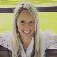 Melissa Lamp's Instagram, Twitter & Facebook