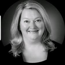 Helen McCormack 💫 (@InfoHmc55)