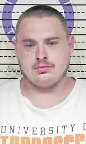 Travis Finney's Instagram, Twitter & Facebook