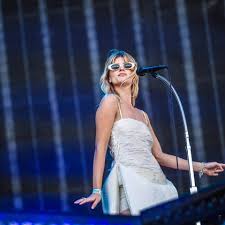 Marika puffa sg Menomale che cè qualcuno che mi passa la