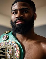 Fulton comes in overweight for title fight