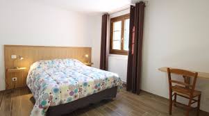 Gite Bordaberria Promotion En Cours Reference G133094 A Banca Pyrenees Atlantiques En 2020 Gite Pays Basque Salle De Bains Avec Wc
