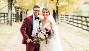 Pigeon forge cabin rentals and vacation rentals. The Essential Smoky Mountain Wedding Planning Guide