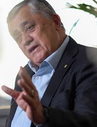 Governo fecha hoje proposta para transição da 6x1, diz Guimarães