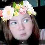 Selena Ellison's Instagram, Twitter & Facebook