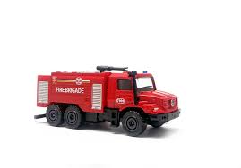 Majorette Mercedes Benz Zetros Fire Truck Carritos