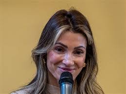 Stacie Wilburn's Instagram, Twitter & Facebook