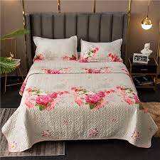 Finally, outfit your xl twin bed with a classic twin size from our color classics bedding. China Customized Printed Ultrasonic Microfiber King Size Fitted Wedding Satin Turkish Bedspread China Quilt Set And Coverlet Price