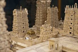 Madurai meenakshi temple is located on the banks of the legendary river vaigai in tamil nadu. Madurai Meenakshi Amman Temple Miniature Madurai Miniatures Temple