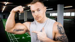 Abs trainer ems bauchmuskeltrainer trainingsgerät für arm bauch beine bizeps trizeps sportgerät für zuhause für herren und damen 6 modi 10 klassen. Bizeps Training Zuhause Ohne Gerate Bizeps Ubungen Mit Dem Eigenen Korpergewicht Youtube
