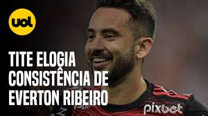 Fred, Veríssimo e Everton Ribeiro. Os ''extremos'' da convocação de Tite