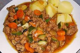 Gehacktesstippe Auf Sommerliche Art Von Dajana1 Chefkoch Gehacktesstippe Rezepte Portionen