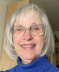 Molas of the Guna: Adapting Tradition While Creating Art