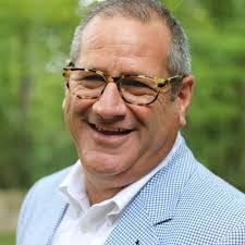 Robert Werts's Instagram, Twitter & Facebook