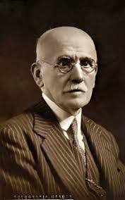 Abraham Rojas's Instagram, Twitter & Facebook