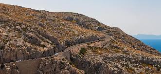 Zamieszkuje ją 859 289 mieszkańców. Cap De Formentor Formentor Majorca Majorka Formentor In Majorca Reef Reefs Path Winding Road Cars On The Road Pikist