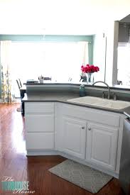 painted kitchen cabinets with benjamin