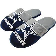 Dallas Cowboys Youth Colorblock Slippers Size Medium Dallas Cowboys Pro Shop Dallas Cowboys Dallas Cowboys Fans Dallas Cowboys Football Team