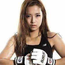 Hot Korean prospect Song Ka Yeon joins Evolve MMA fight team