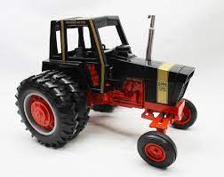 Sold Case 1170 Black Knight Demonstrator Tractor Ertl 1 16 Scale Diecast Collector Model See In Case 62 Sold Farm Toys Tractors Antique Mall