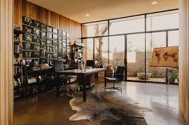 Modern Urban Home Office Is Natural Light Design Jpeg 966 644 Zeitgenossische Hauser Moderne Einrichtung Moderne Raumausstattung