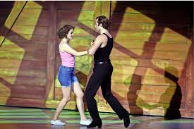Expecting the usual tedium that accompanies a summer in the catskills with her family. Wo Ist Der Zauber Dirty Dancing Noch Bis Sonntag In Der Leipziger Oper