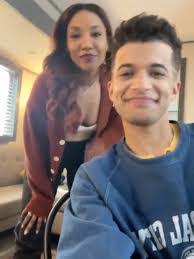 Bart Durham's Instagram, Twitter & Facebook