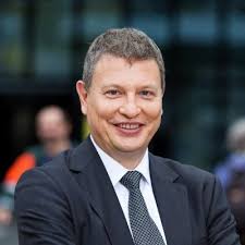 Daniel Mäder email address & phone number