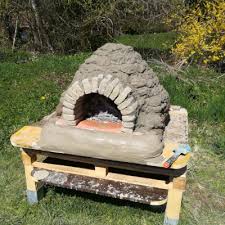 So haben wir unseren gartengrill und kamingrill selber gebaut und gemauert. Brot Backofen Im Garten Bauen 10 Schritte Moosgrune Natur