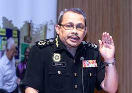 The macc is currently headed by chief commissioner datuk dzulkifli ahmad, appointed in august 2016 to replace former chief commissioner tan sri abu kassim mohamed. Macc Chief Dzulkifli Ahmad Quits The Star