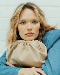 Shannon Purdy's Instagram, Twitter & Facebook