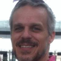 80+ perfiles de «Lance Gray»