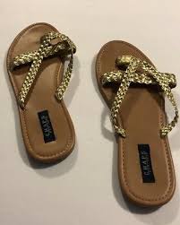 Womens Chaps Thong Sandals Gold Leather Braided Size 9m