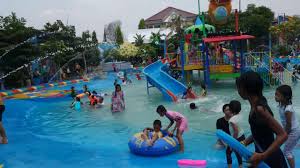 Kolam Renang Surya Waterboom Putat Lor Menganti Youtube