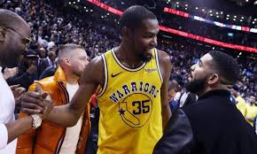 Kevin durant signed texas longhorns jersey 4 2 durant ticket psa finals warriors. Kevin Durant Gives Jersey To Drake He Talks A Lot Of Trash