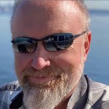 Is there an app that shows water depth for fishing