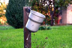 Waschbecken set ausgussbecken kunststoff werkstatt keller garten waschtisch. Alte Garten Waschbecken Ihre Hande Nach Der Arbeit Waschen Lizenzfreie Fotos Bilder Und Stock Fotografie Image 45888084