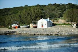 Μέσα σ' αυτό το φοβερό από κάθε άποψη κλίμα άσκησε την ιατρική του τέχνη ο νεαρός ακόμα ιατρός παντολέων. Agios Pantelehmonas Agios Nikolaos Crete