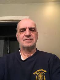 Today I'm officially 33 years old this is steve Roth